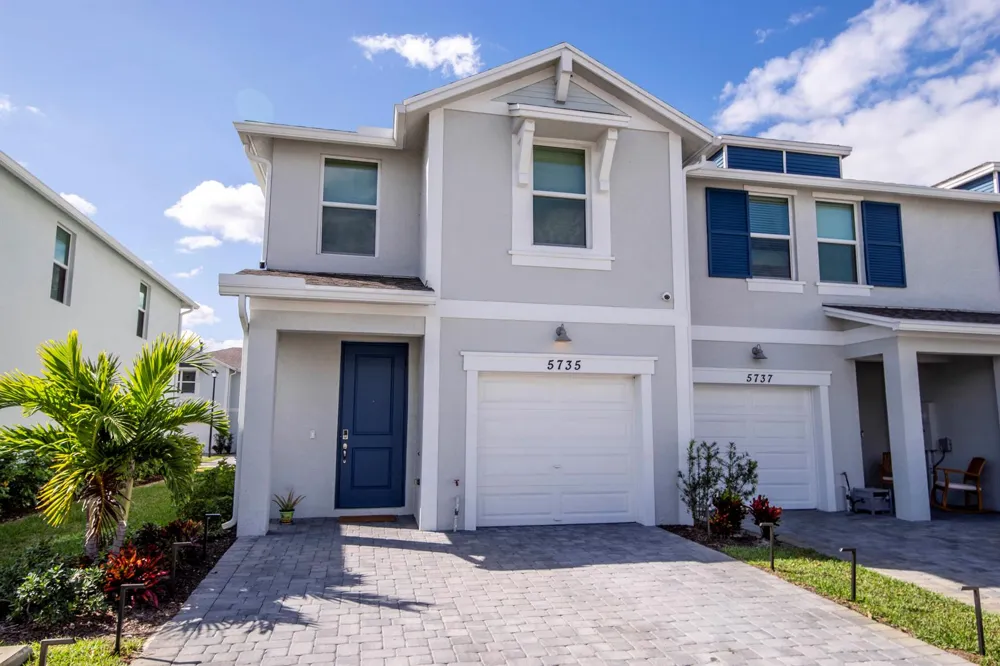 5735 SE Edgewater Circle Stuart, FL 34997