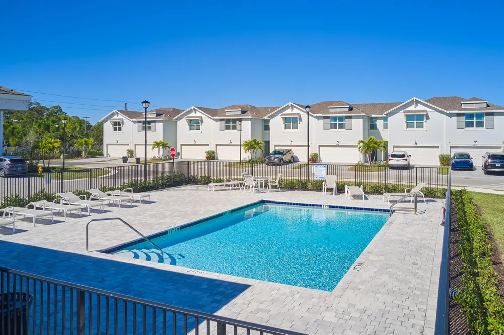 5735 SE Edgewater Circle Stuart, FL 34997