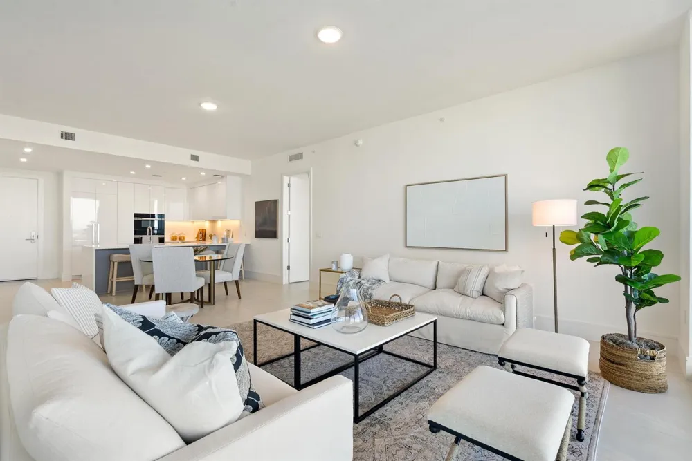 220 Lake Shore Drive #817 Lake Park, FL 33403