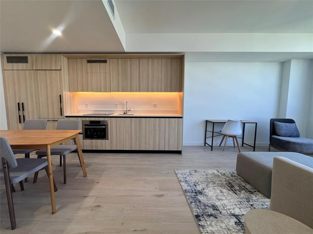 225 Miami Avenue #3604 Miami, FL 33128
