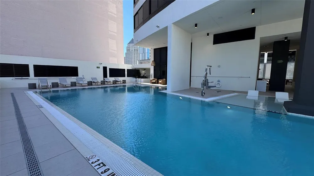 225 Miami Avenue #3604 Miami, FL 33128
