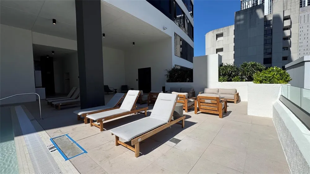225 Miami Avenue #3604 Miami, FL 33128