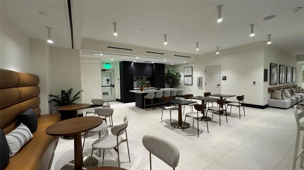 225 Miami Avenue #3604 Miami, FL 33128