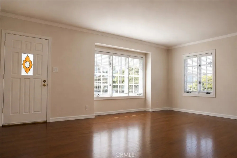 2000 Harkness Street Manhattan Beach, CA 90266