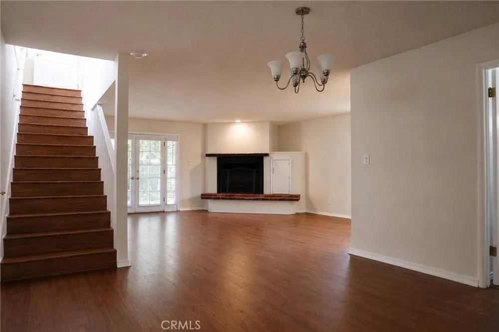 2000 Harkness Street Manhattan Beach, CA 90266