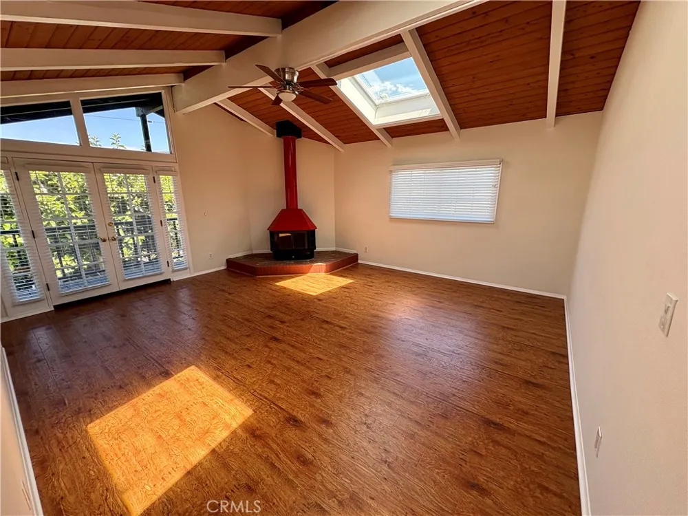 2000 Harkness Street Manhattan Beach, CA 90266