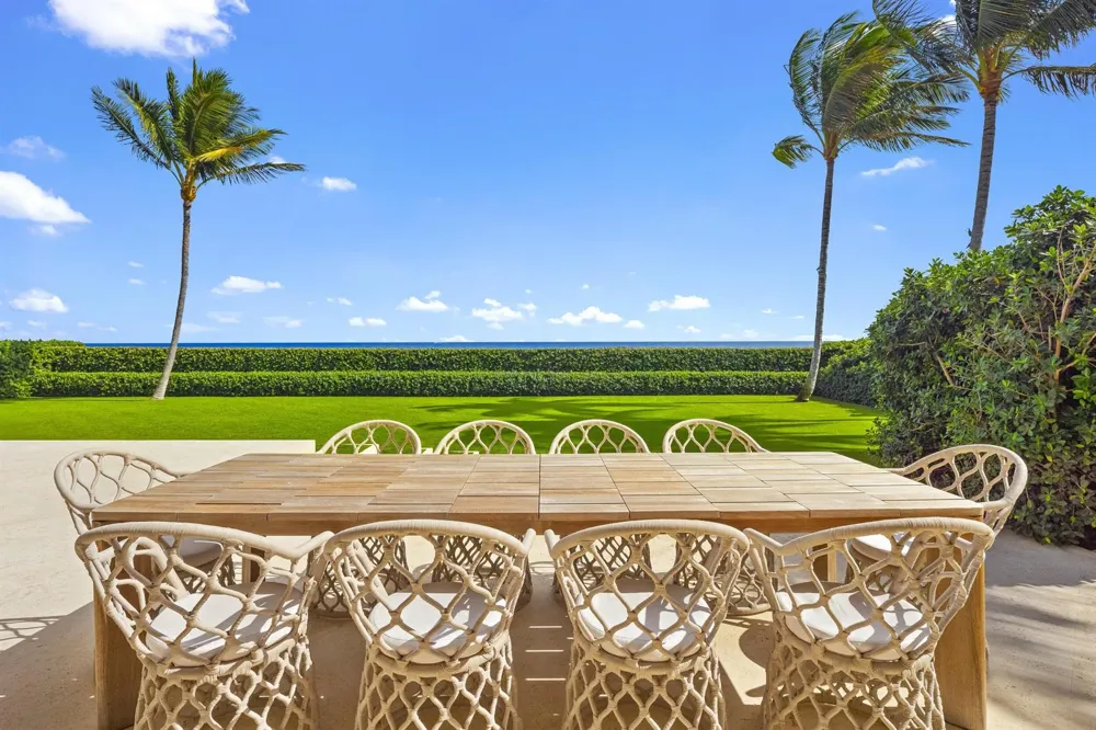 680 S Ocean Boulevard Palm Beach, FL 33480