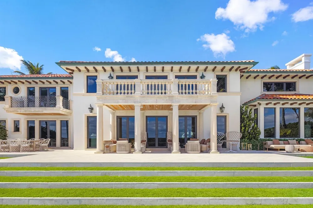 680 S Ocean Boulevard Palm Beach, FL 33480