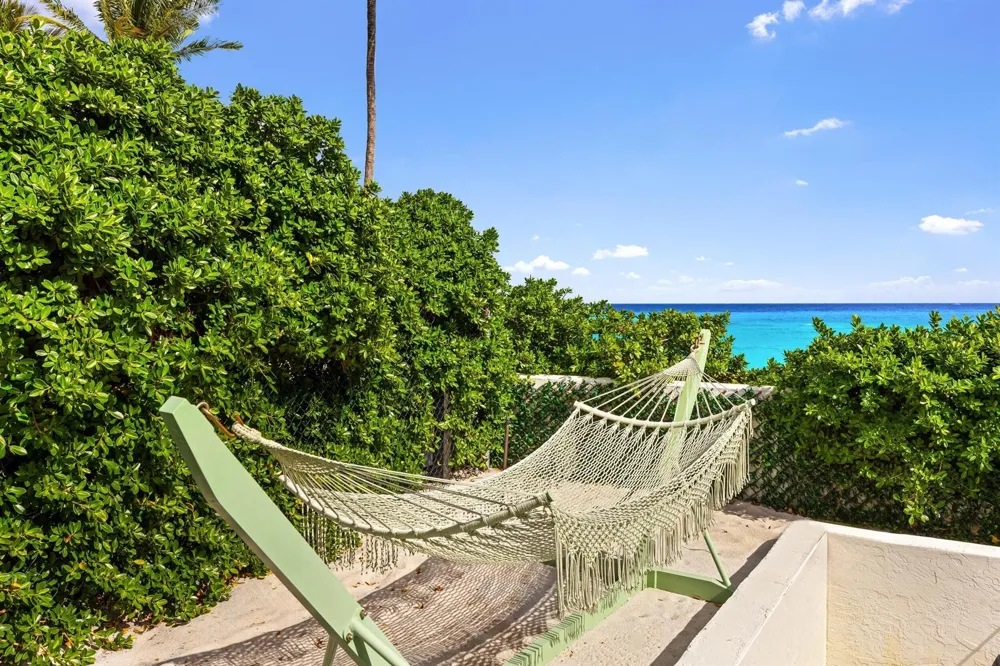 680 S Ocean Boulevard Palm Beach, FL 33480