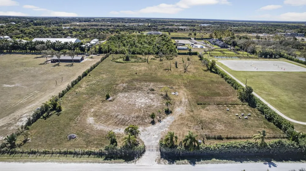 16296 Deer Path Lane Wellington, FL 33470