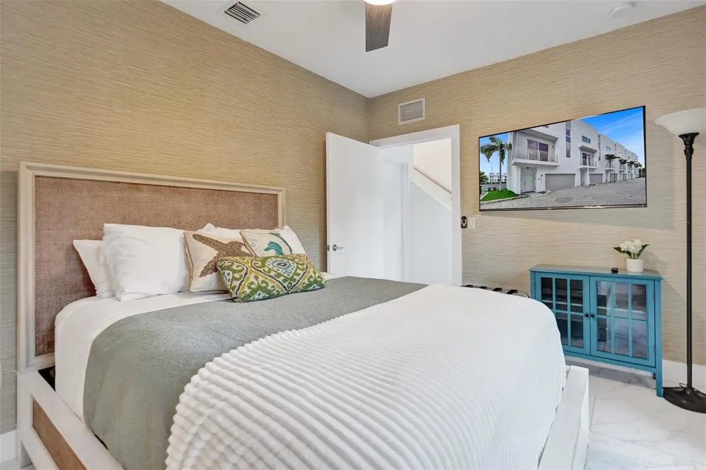 1371 Ocean Boulevard Pompano Beach, FL 33062