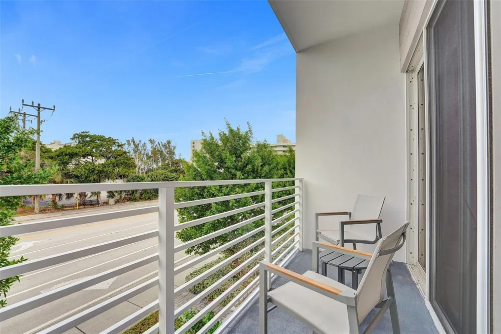 1371 Ocean Boulevard Pompano Beach, FL 33062