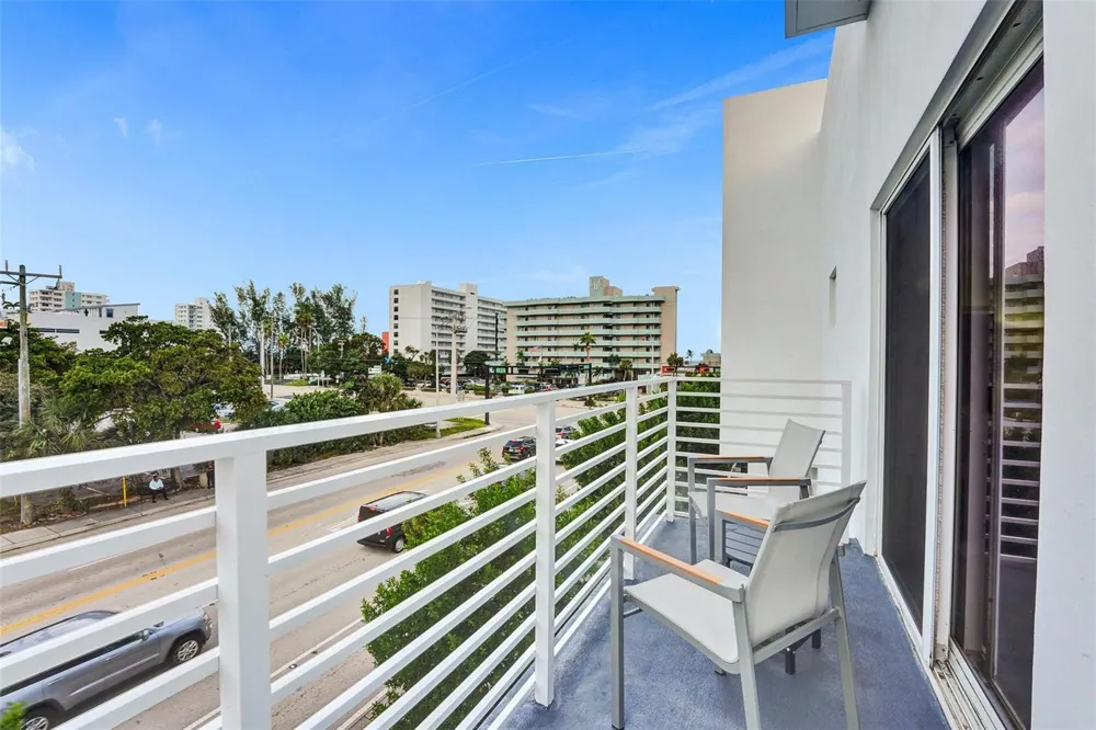 1371 Ocean Boulevard Pompano Beach, FL 33062