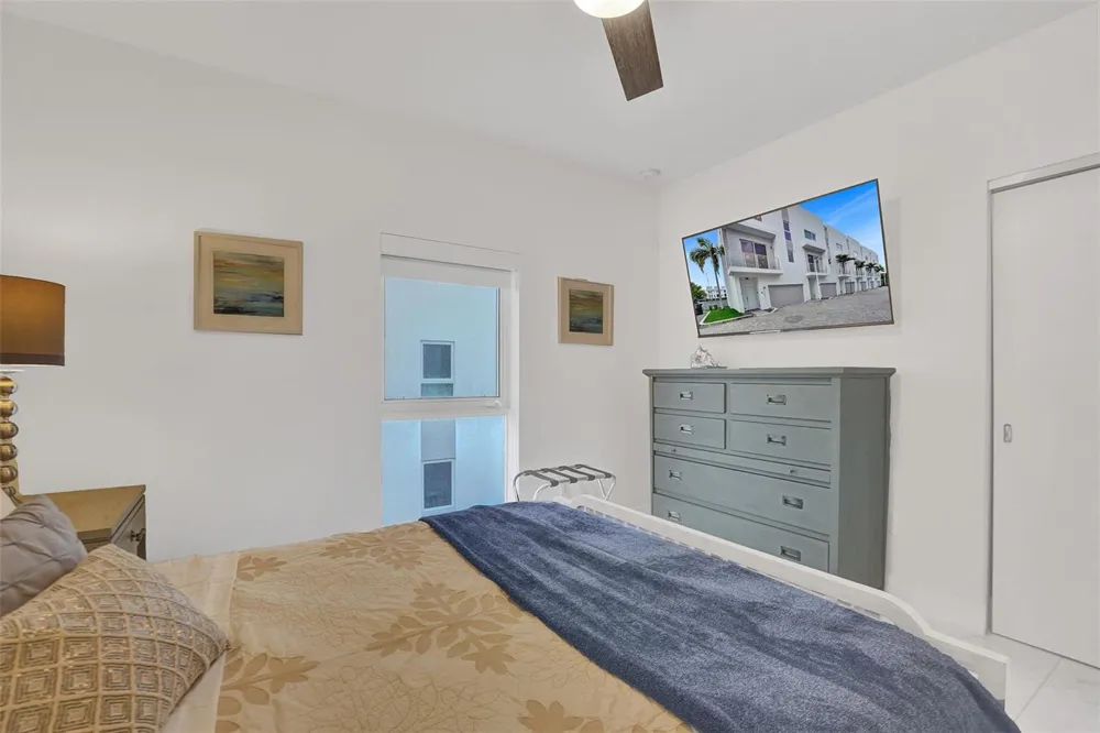 1371 Ocean Boulevard Pompano Beach, FL 33062