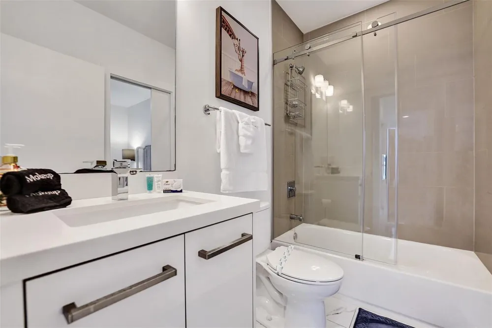 1371 Ocean Boulevard Pompano Beach, FL 33062