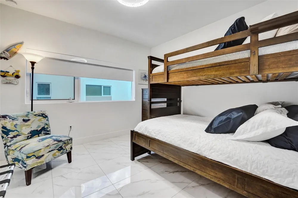 1371 Ocean Boulevard Pompano Beach, FL 33062