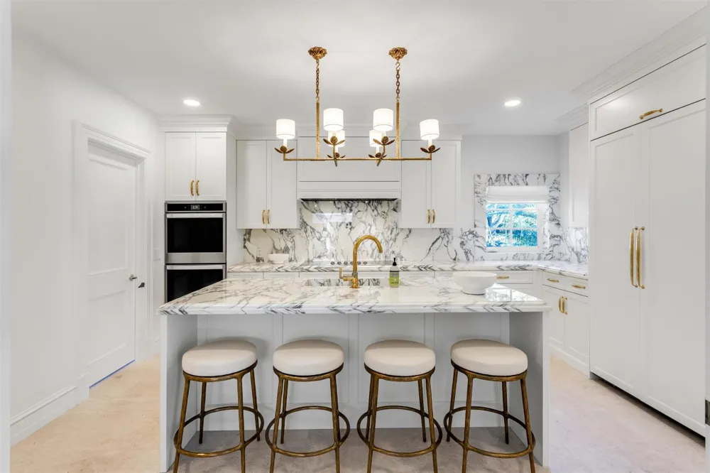 124 Woodbridge Road Palm Beach, FL 33480