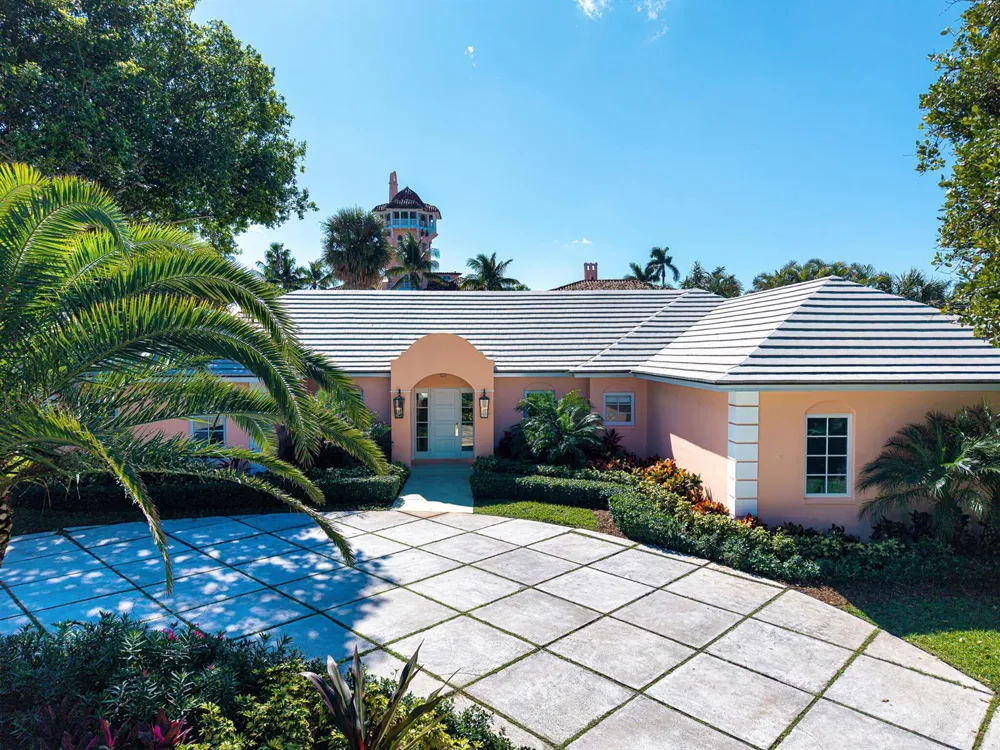 124 Woodbridge Road Palm Beach, FL 33480