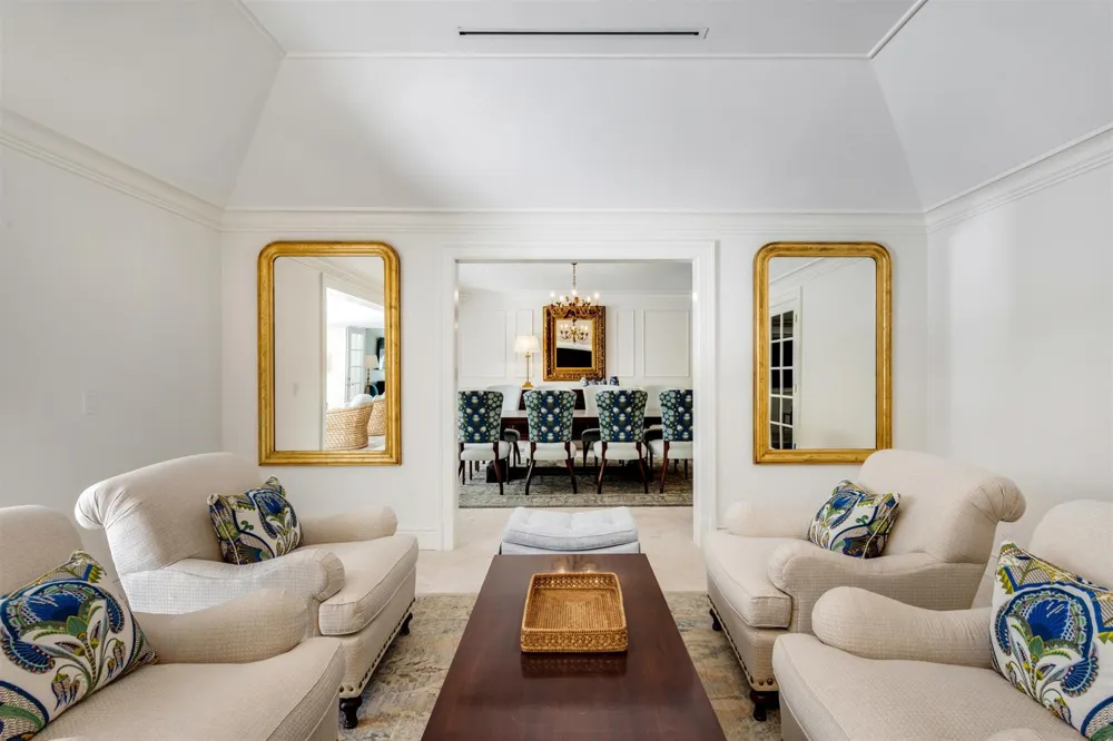 124 Woodbridge Road Palm Beach, FL 33480