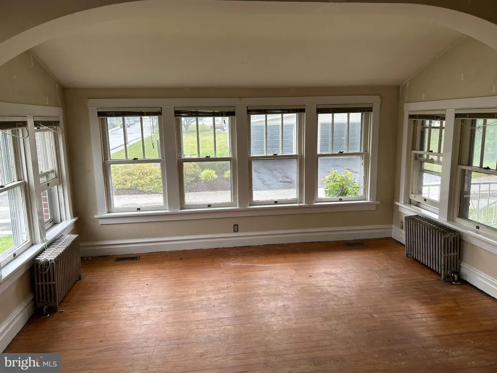 412 E PLEASANT STREET Hanover, PA 17331