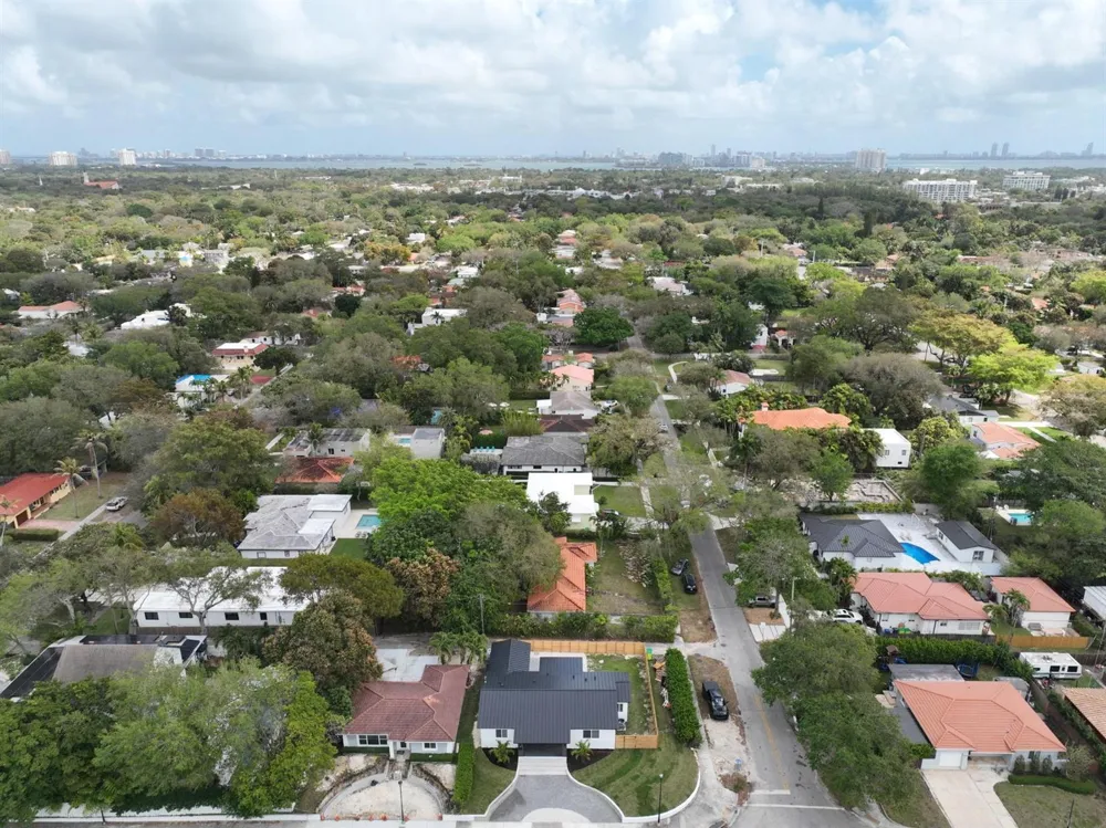 8801 Miami Avenue El Portal, FL 33150