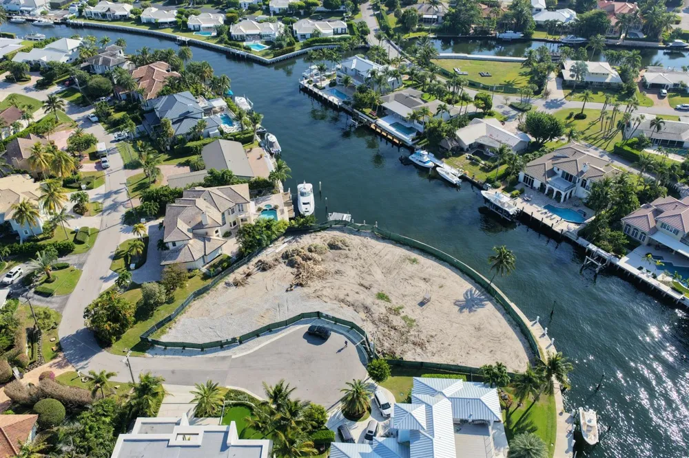 92 Island Drive S Ocean Ridge, FL 33435