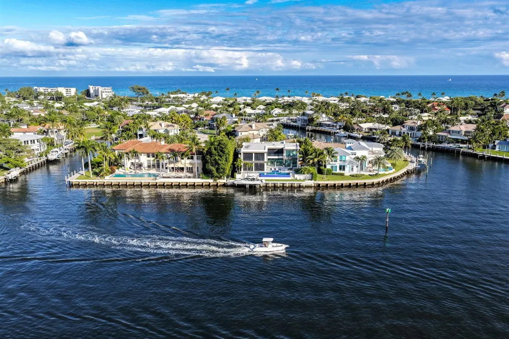 92 Island Drive S Ocean Ridge, FL 33435