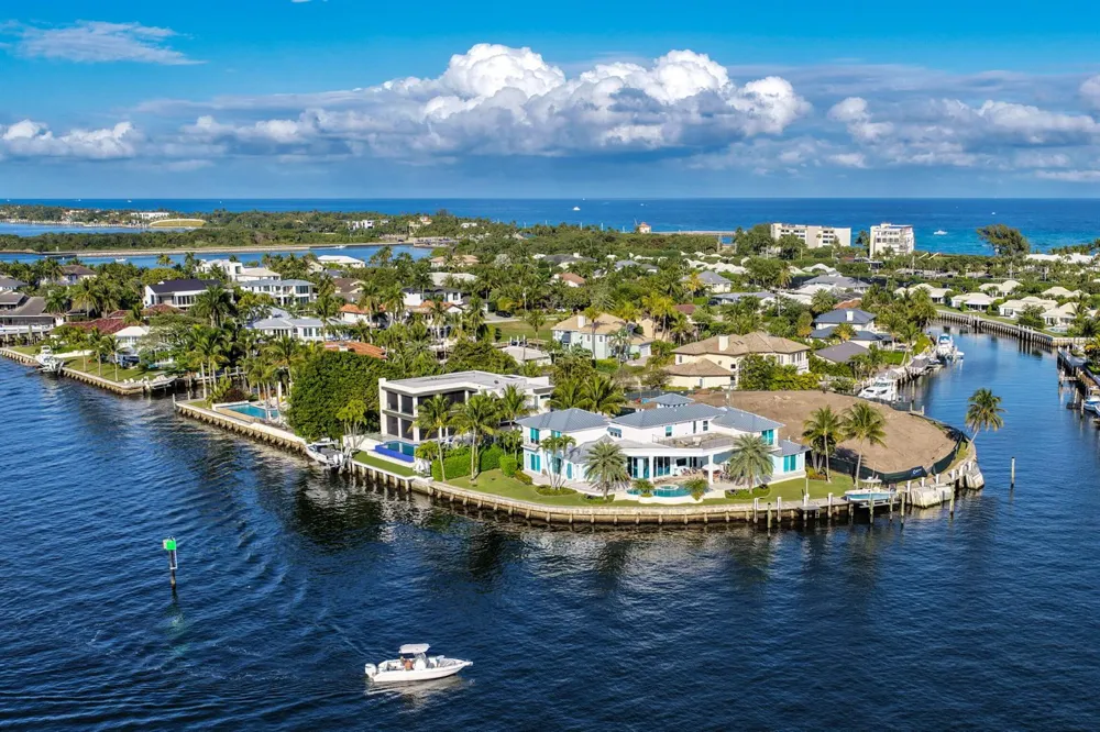 92 Island Drive S Ocean Ridge, FL 33435