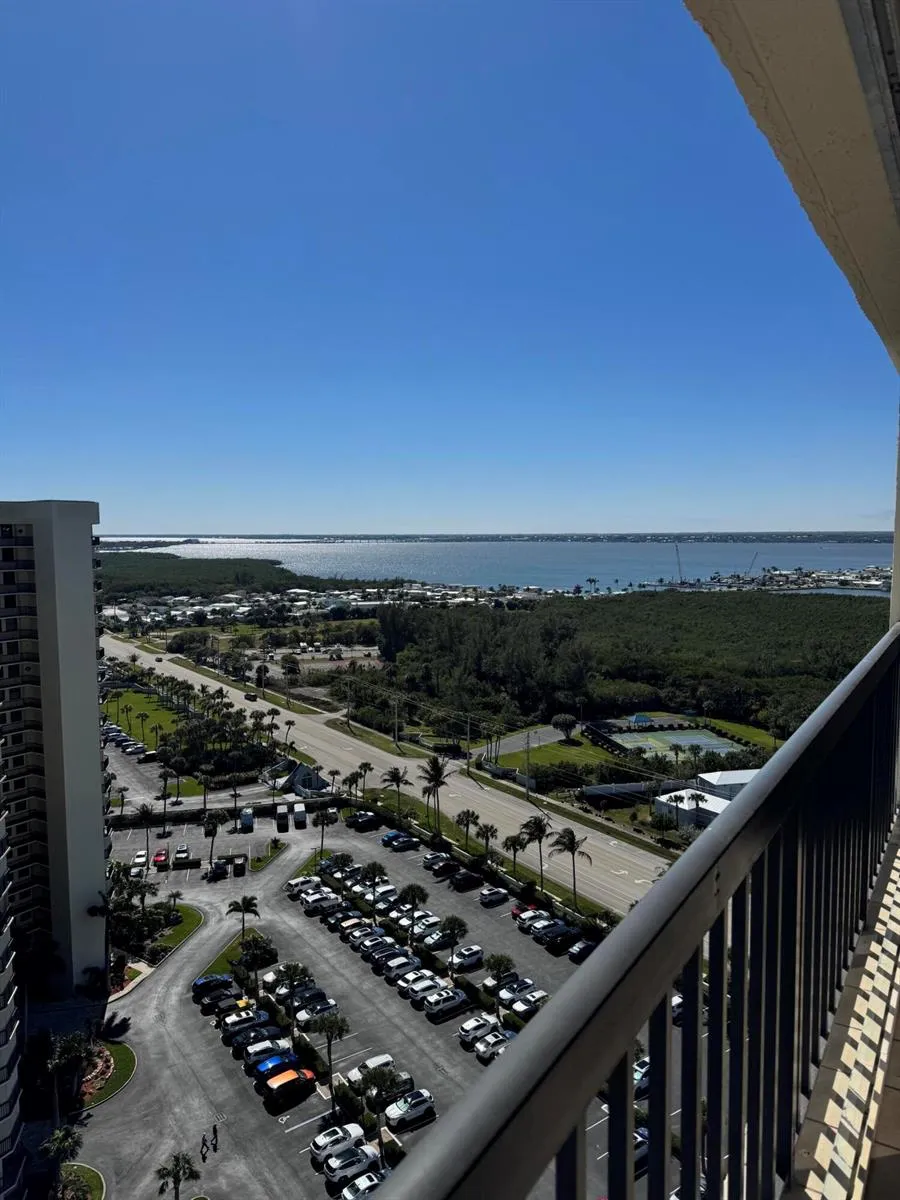 9500 S Ocean Drive #Ph 09 Jensen Beach, FL 34957