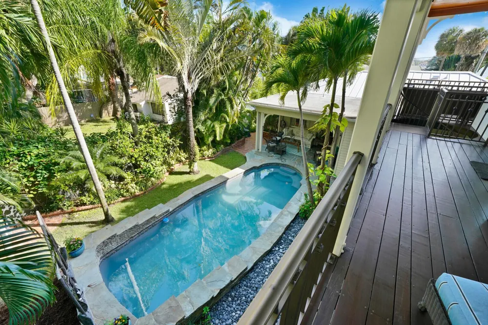 137 S Oak Street Lantana, FL 33462