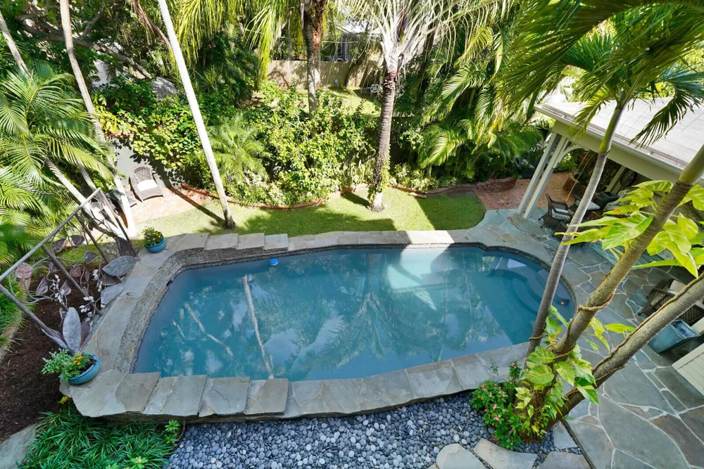 137 S Oak Street Lantana, FL 33462
