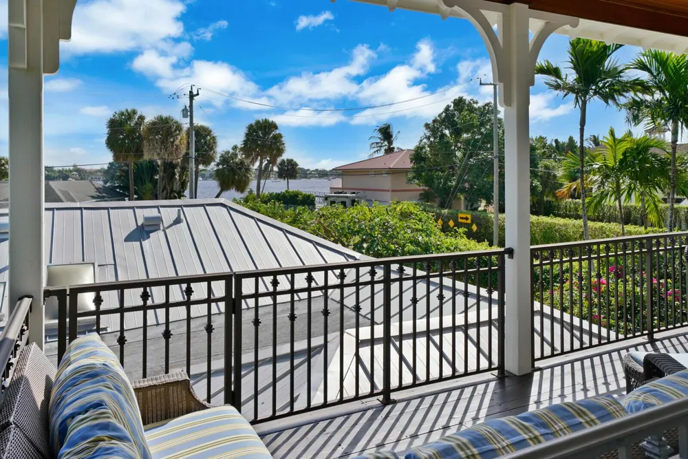 137 S Oak Street Lantana, FL 33462