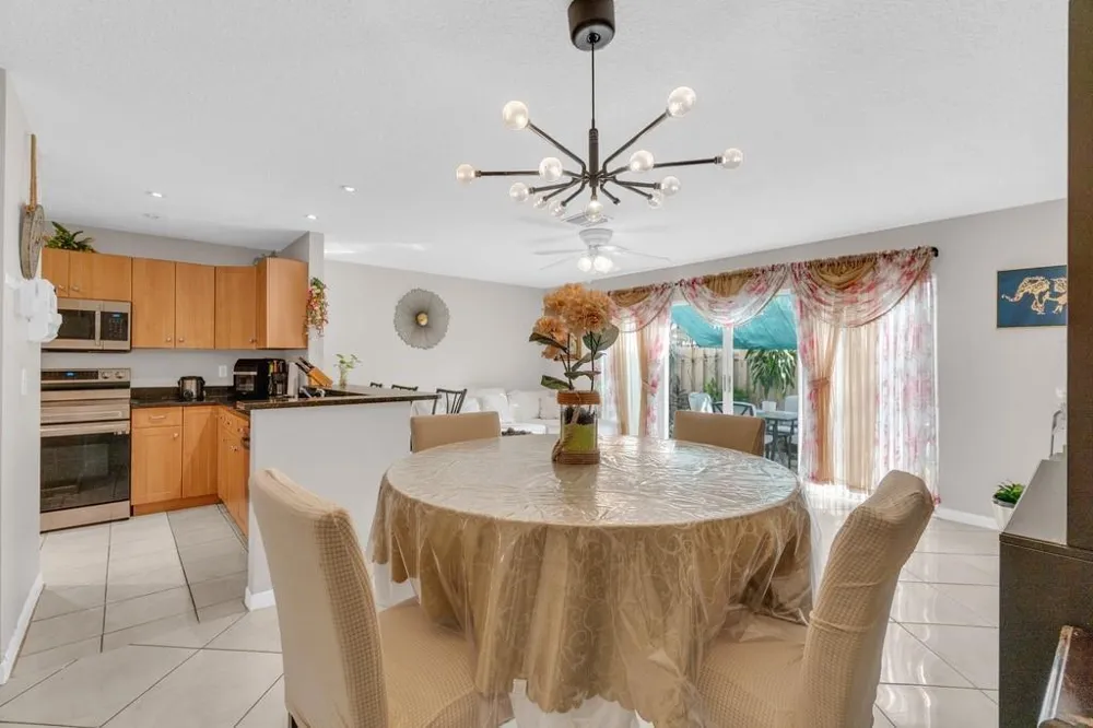 3611 NW 122nd Terrace #3611 Sunrise, FL 33323
