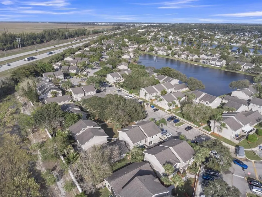 3611 NW 122nd Terrace #3611 Sunrise, FL 33323