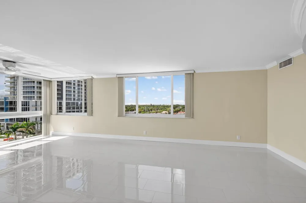 301 Lake Shore Drive #711 Lake Park, FL 33403