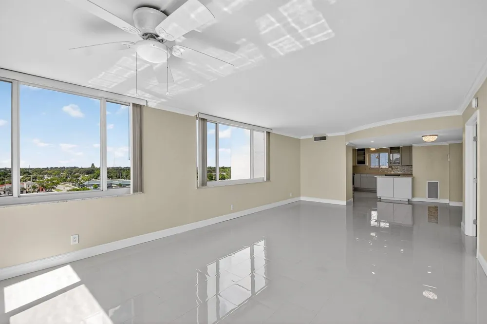 301 Lake Shore Drive #711 Lake Park, FL 33403
