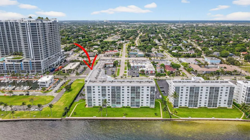 301 Lake Shore Drive #711 Lake Park, FL 33403