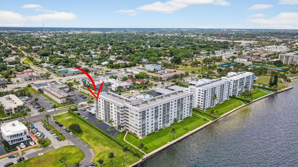 301 Lake Shore Drive #711 Lake Park, FL 33403