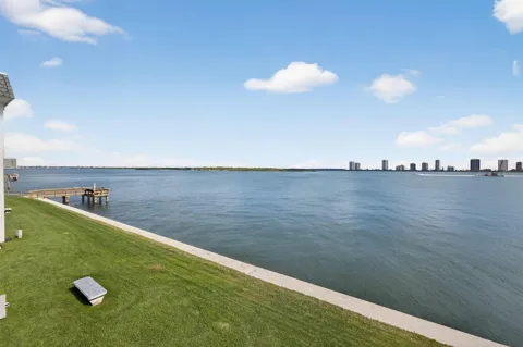 100 Shore Court #208