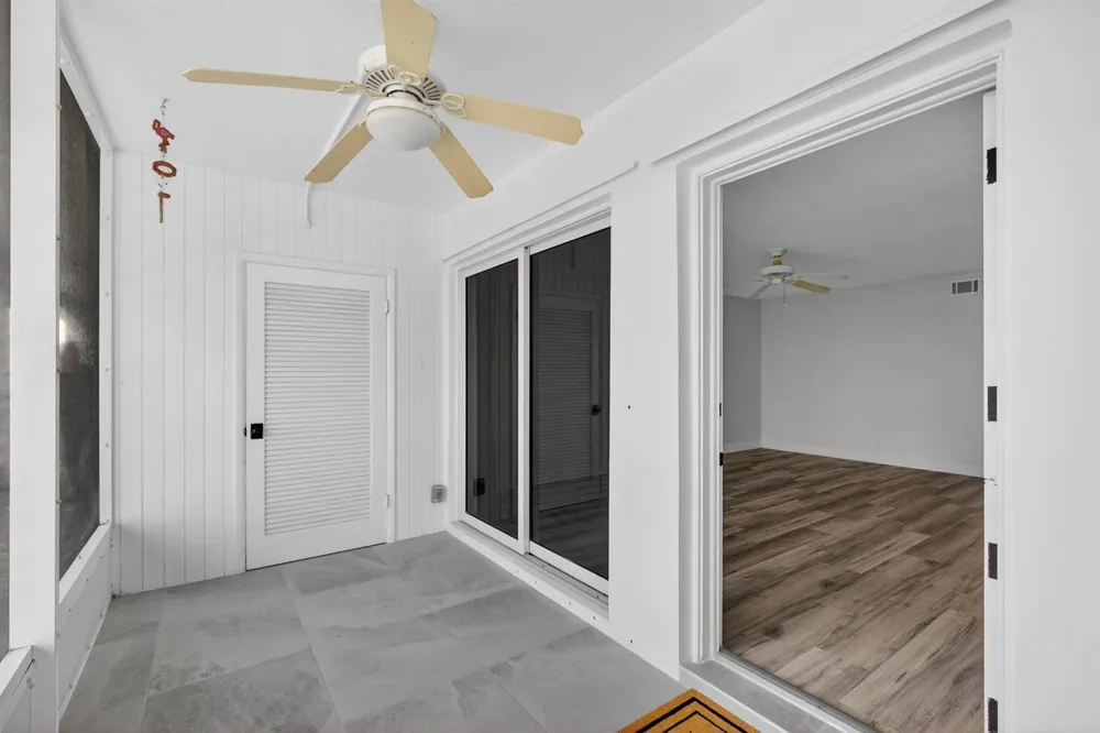 100 Shore Court #208 North Palm Beach, FL 33408