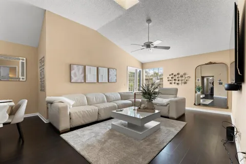 5359 Buckhead Circle #2031