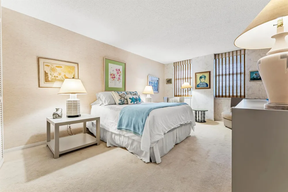1149 Hillsboro Mile #1008 Hillsboro Beach, FL 33062
