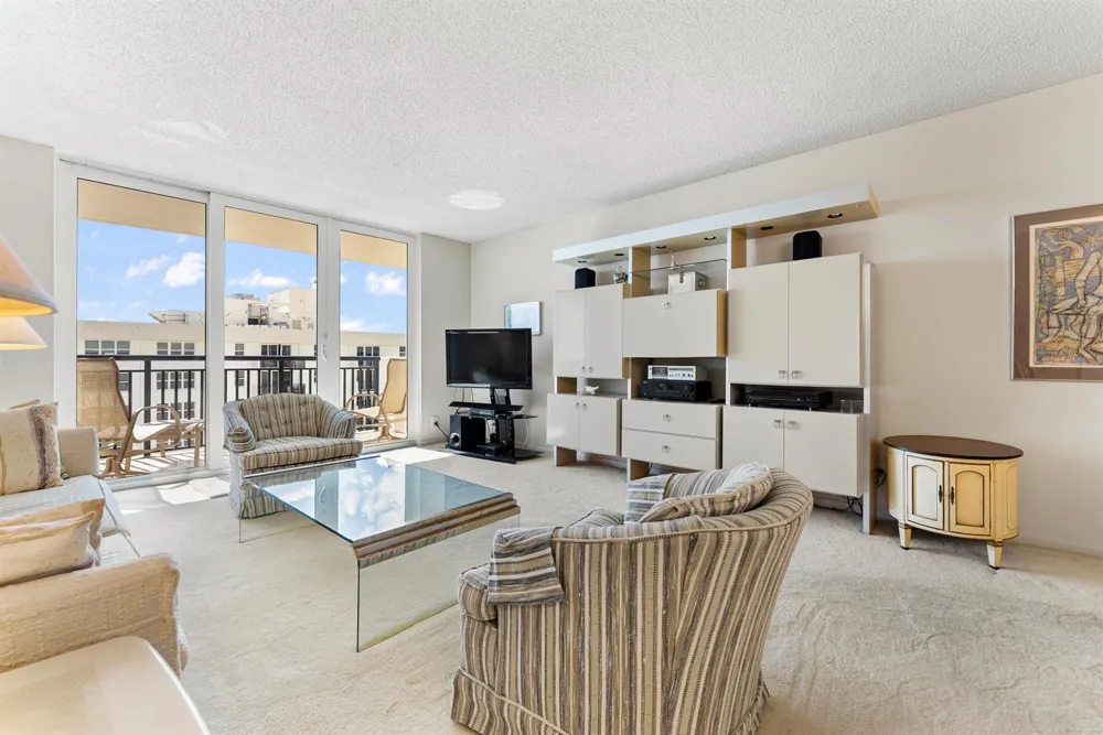 1149 Hillsboro Mile #1008 Hillsboro Beach, FL 33062