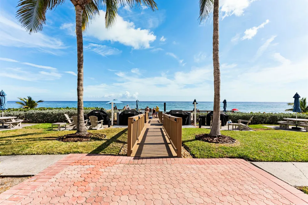 1149 Hillsboro Mile #1008 Hillsboro Beach, FL 33062