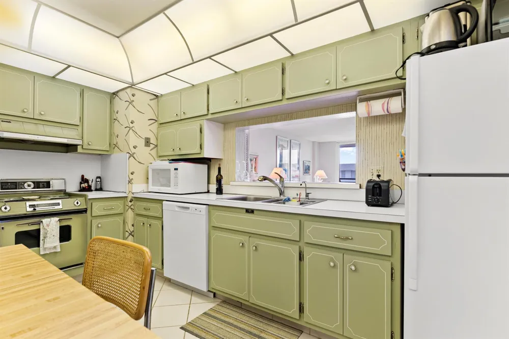 1149 Hillsboro Mile #1008 Hillsboro Beach, FL 33062