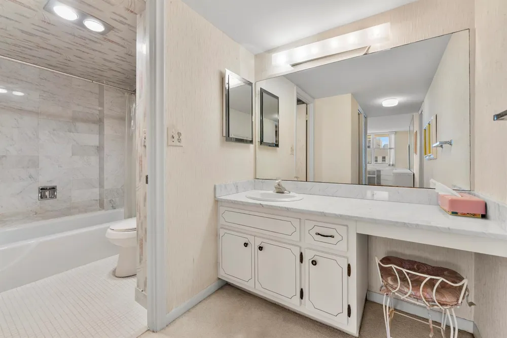 1149 Hillsboro Mile #1008 Hillsboro Beach, FL 33062
