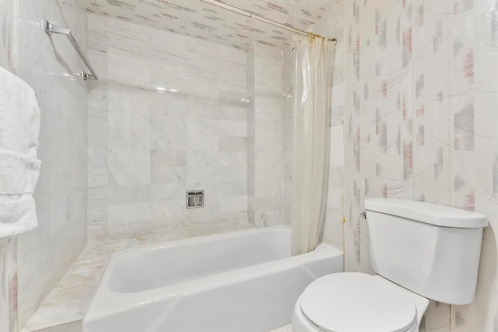 1149 Hillsboro Mile #1008 Hillsboro Beach, FL 33062