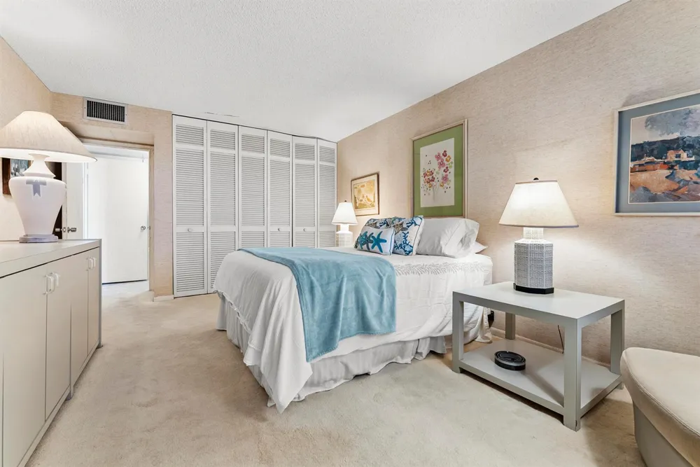 1149 Hillsboro Mile #1008 Hillsboro Beach, FL 33062