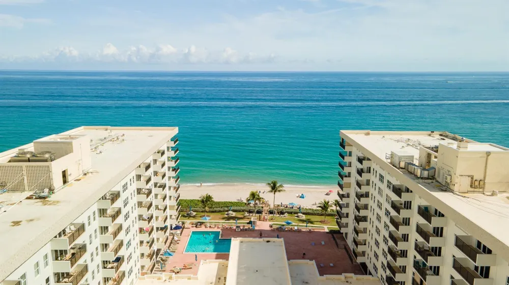 1149 Hillsboro Mile #1008 Hillsboro Beach, FL 33062