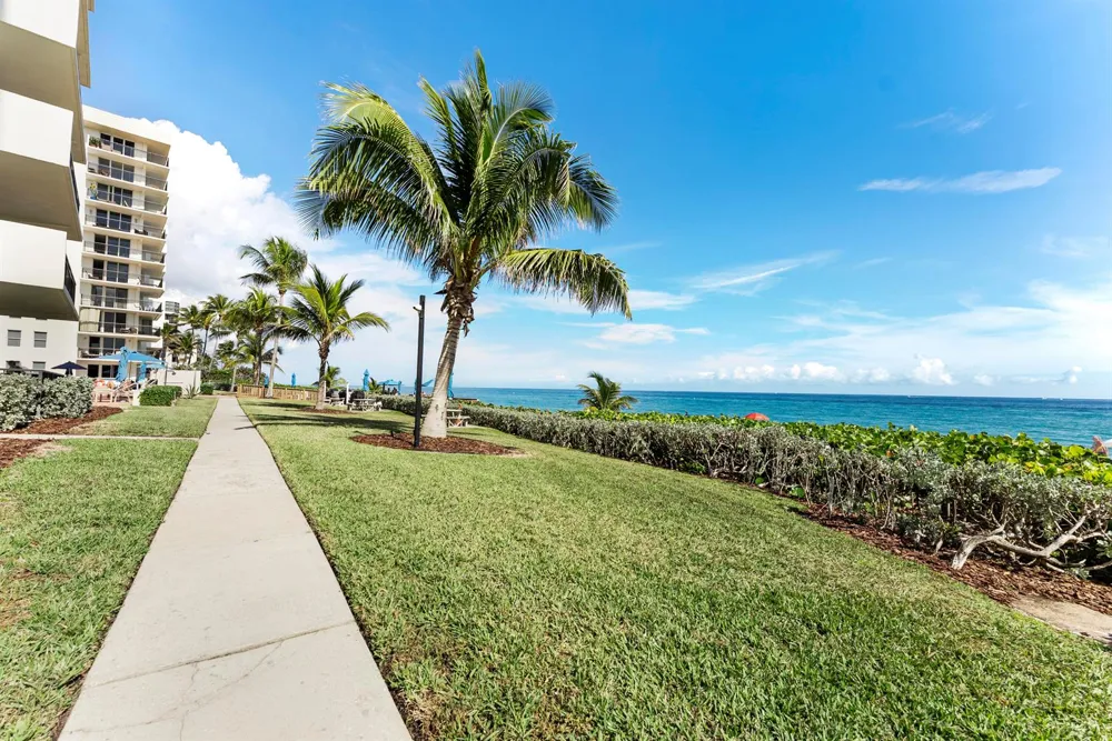 1149 Hillsboro Mile #1008 Hillsboro Beach, FL 33062